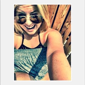 Meet your Posher, Sami